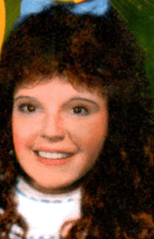 Close-up of Elaine Horn as Dorothy